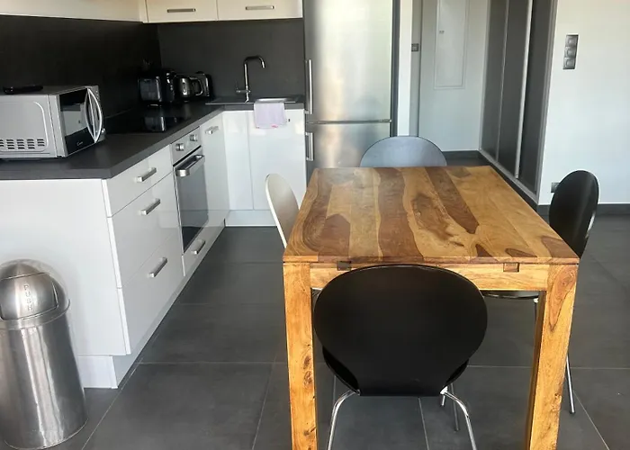 Les Jardins Du Апарт-отель 4*