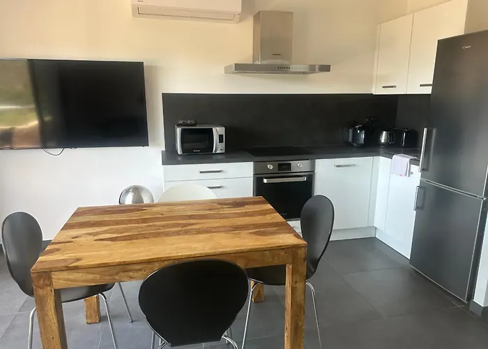 Апарт-отель Les Jardins Du 4*