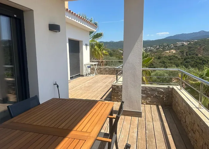 Апарт-отель Les Jardins Du Портисьо