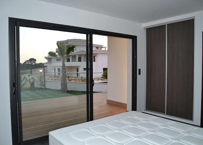 Апарт-отель Les Jardins Du Портисьо