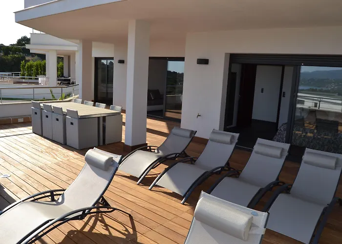 Les Jardins Du Апарт-отель