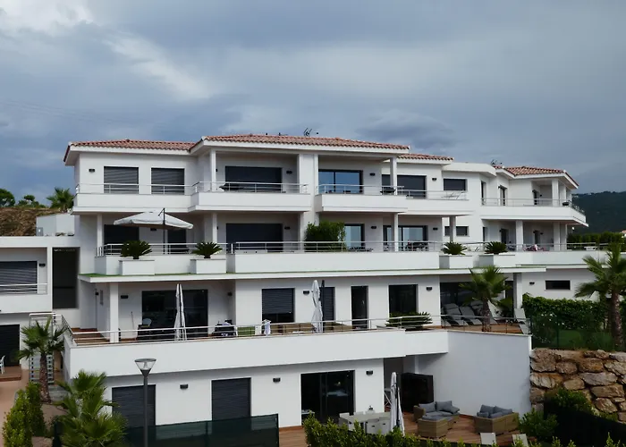 Résidence Les Jardins Du 4* Porticcio (Corsica)
