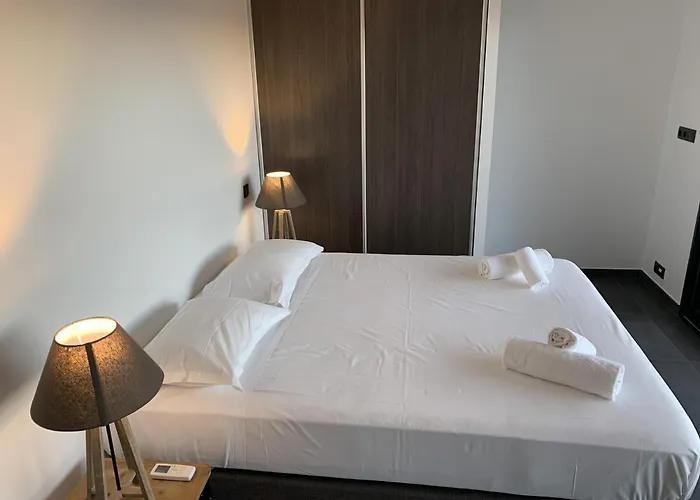 Les Jardins Du Апарт-отель