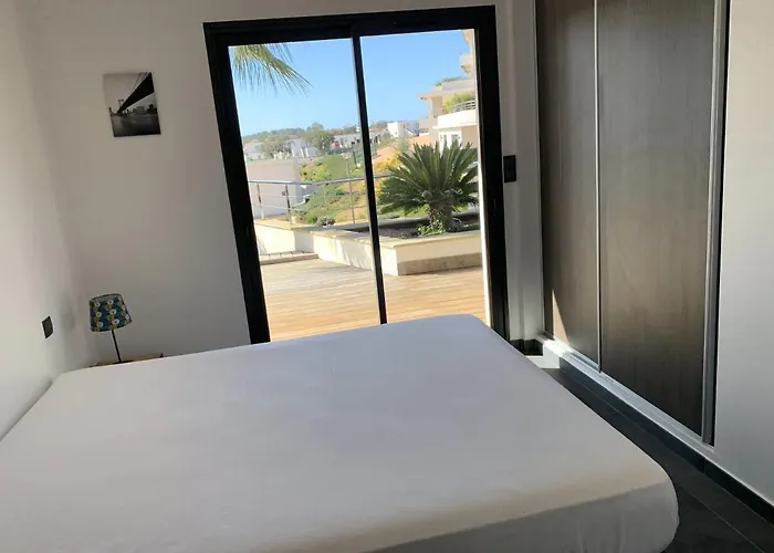 Les Jardins Du Портисьо